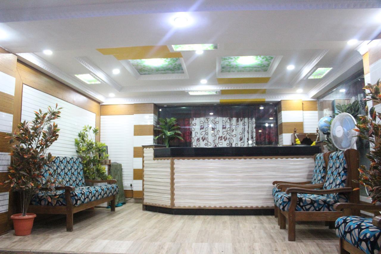 Hotel Natasha باناجي المظهر الخارجي الصورة